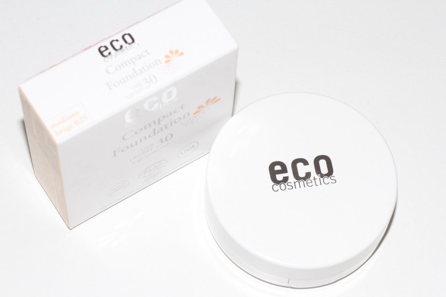 eco cosmetics podkład w kompakcie