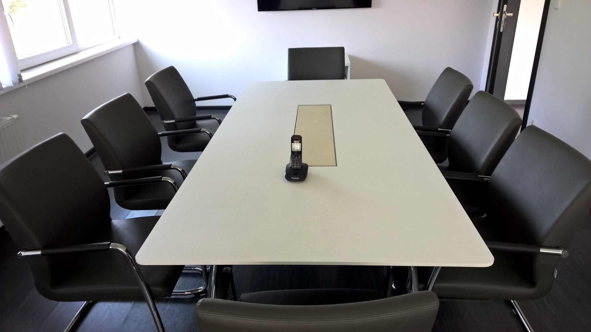 Stół Konferencyjny Simplic, Krzesła Acos