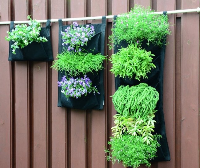 piękne ekologiczne doniczki kieszeniowe na zielone ściany