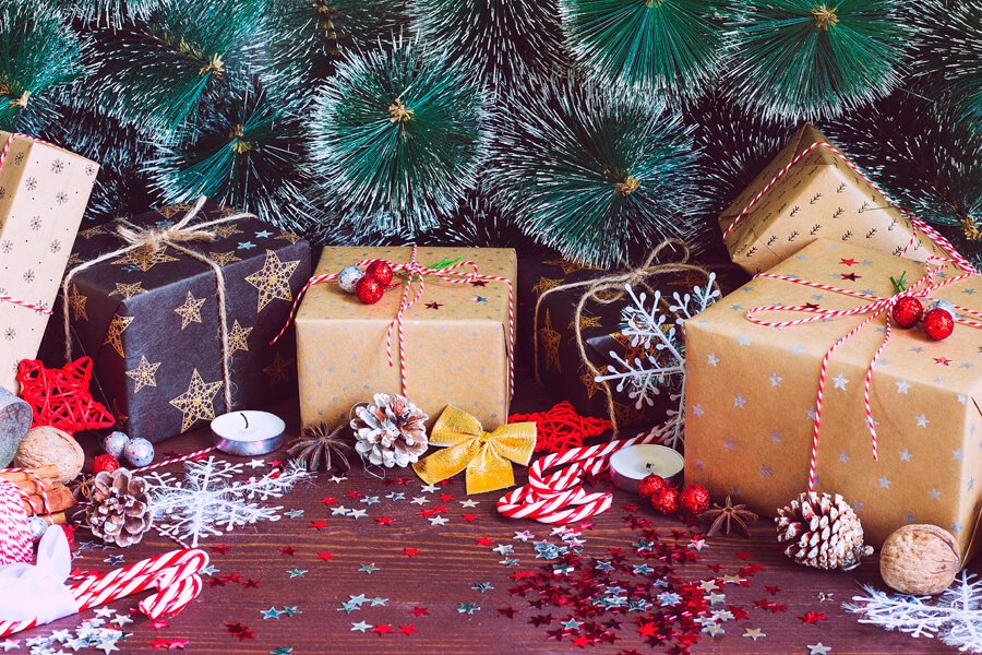 christmas-holiday-gift-box