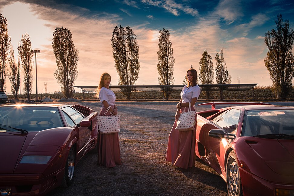 Stylistki Noble Lashes z samochodami marki Lamborghini
