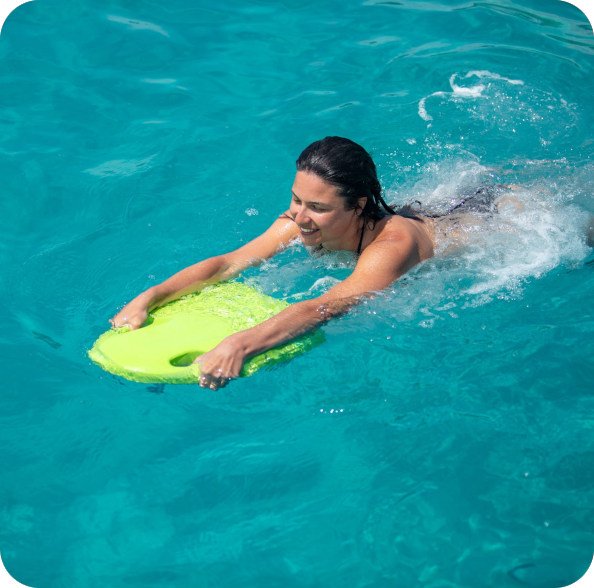 deska z napędem do pływania