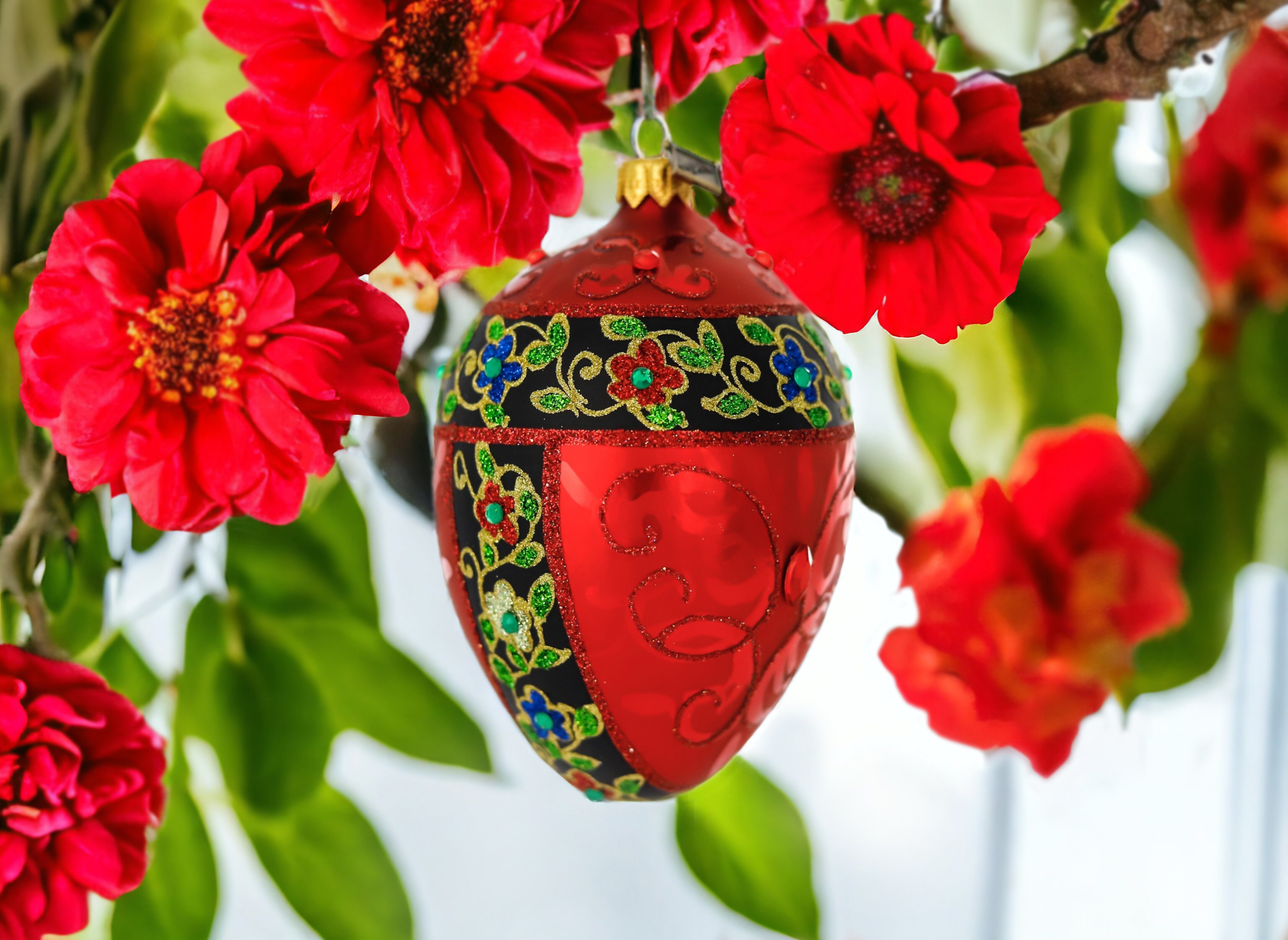 szklane jajko wielkanocne