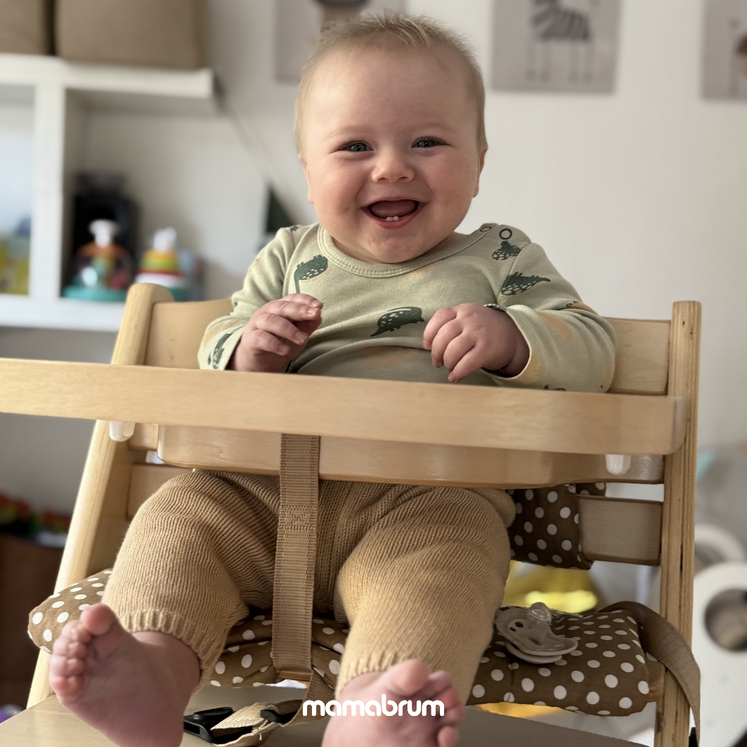 Krzesełko do karmienia drewniane
