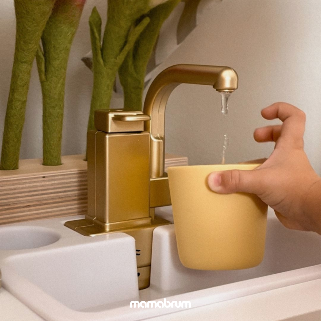 Kuchnia dla dzieci z obiegiem wody