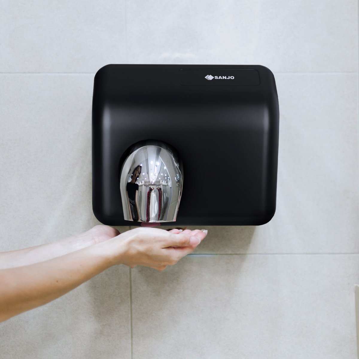 Sanjo LUPUS 2500 W automatyczna suszarka do rąk ABS czarna