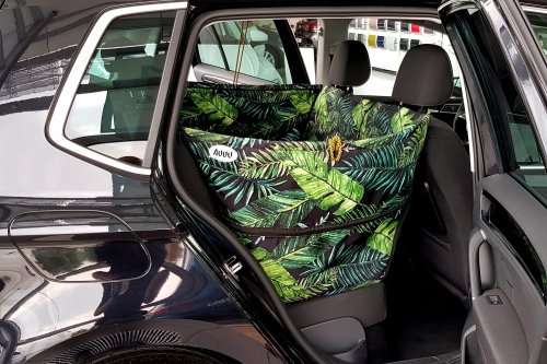 Mata samochodowa dla Psa - W PALMOWYM KLIMACIE - (realizacja  VW Tiguan )