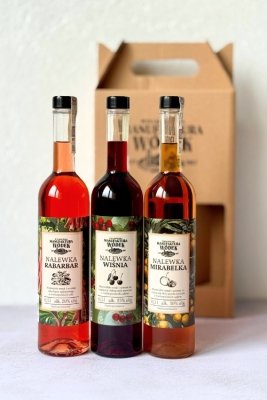 Zestaw prezentowy z nalewkami "Kartonik dobroci" Mirabelka