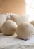 Beżowa poduszka dekoracyjna KULA